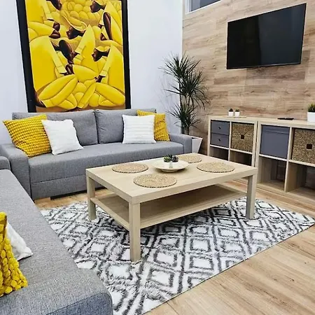 2 Juntos Ideal Grupos Cerca Barcelona Apartment *
