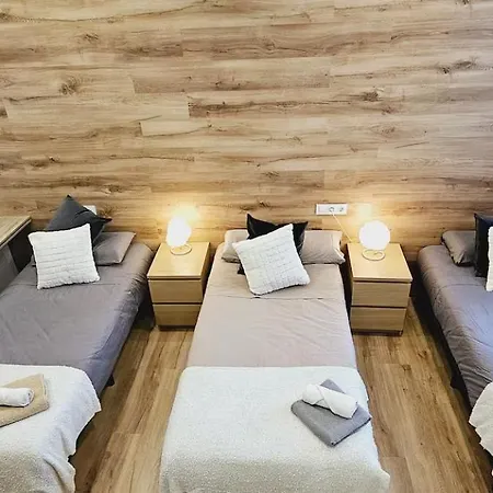 Apartment 2 Juntos Ideal Grupos Cerca Barcelona *